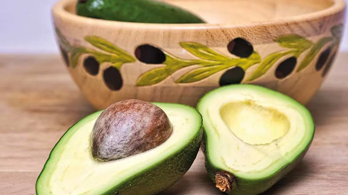 5 Alternativen zu Superfoods (dein Geldbeutel wird es dir danken!)