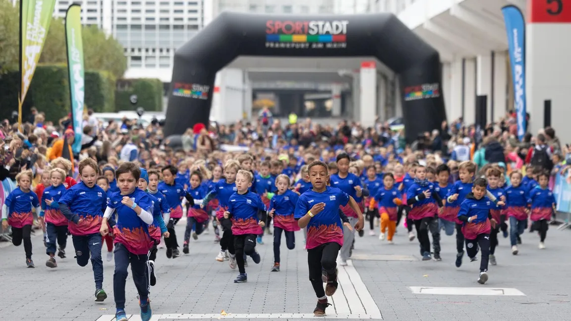 Mainova Frankfurt Marathon 2025: Kinderläufe begeistern mit Struwwelpeter-Lauf und Mini-Marathon