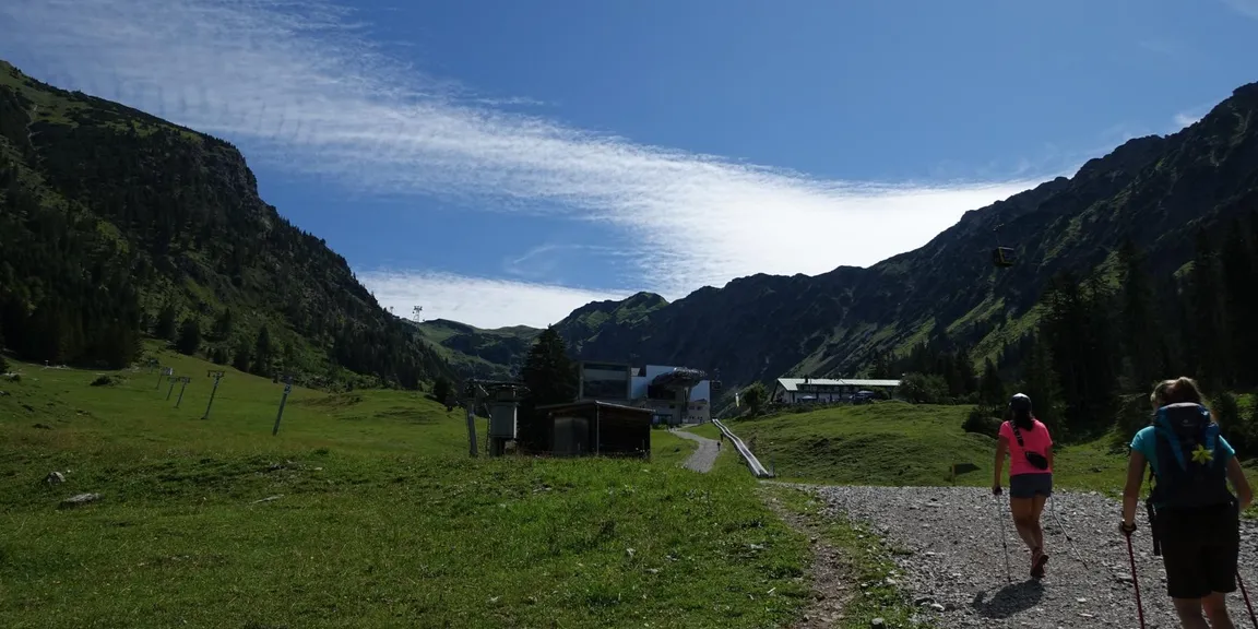Auf der Wettkampfstrecke Nebelhornlauf ab Talstation über Bergstation bis Nebelhorn*Gipfel
