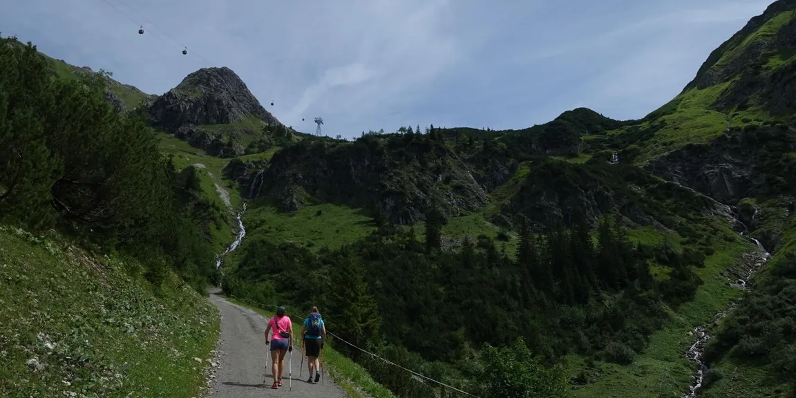 Auf der Wettkampfstrecke Nebelhornlauf ab Talstation über Bergstation bis Nebelhorn*Gipfel