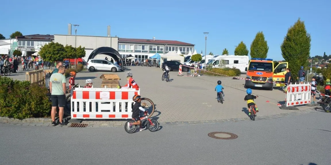 Gelände Autohaus