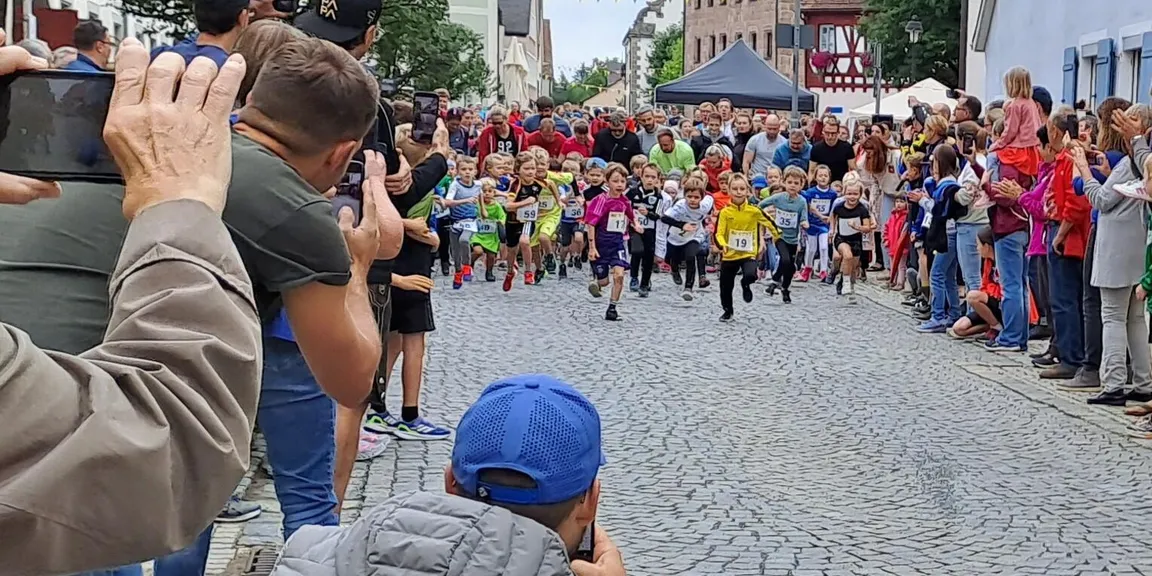 Bilder zum Burgfestlauf 2025