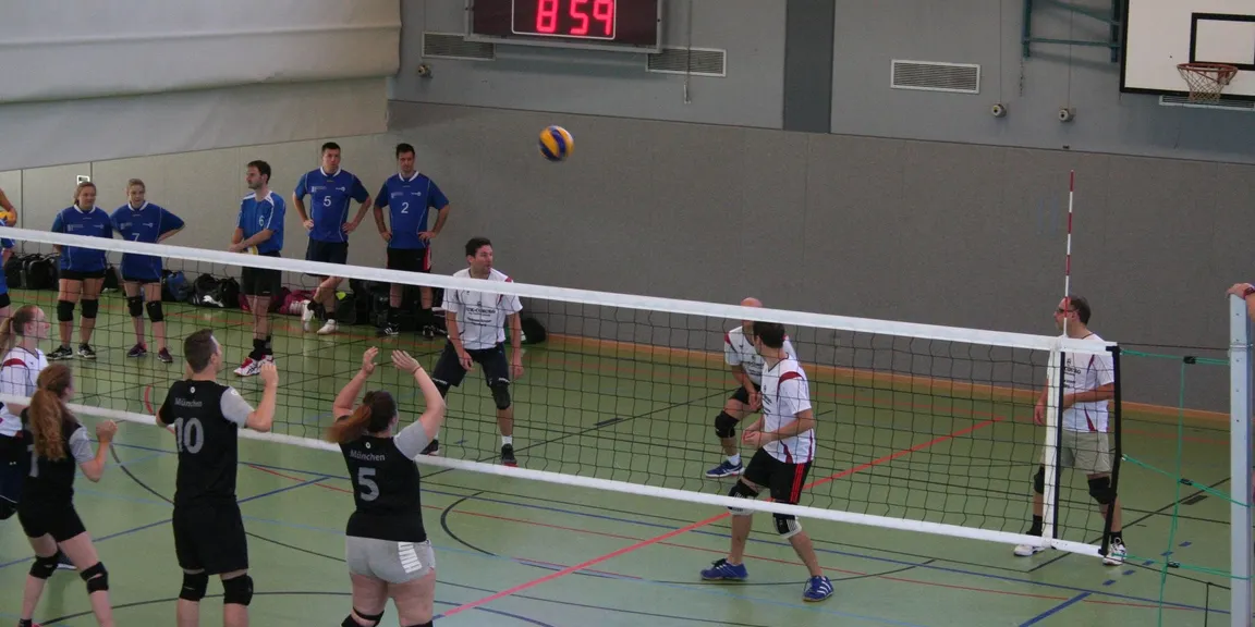 Impressionen vom Volleyball