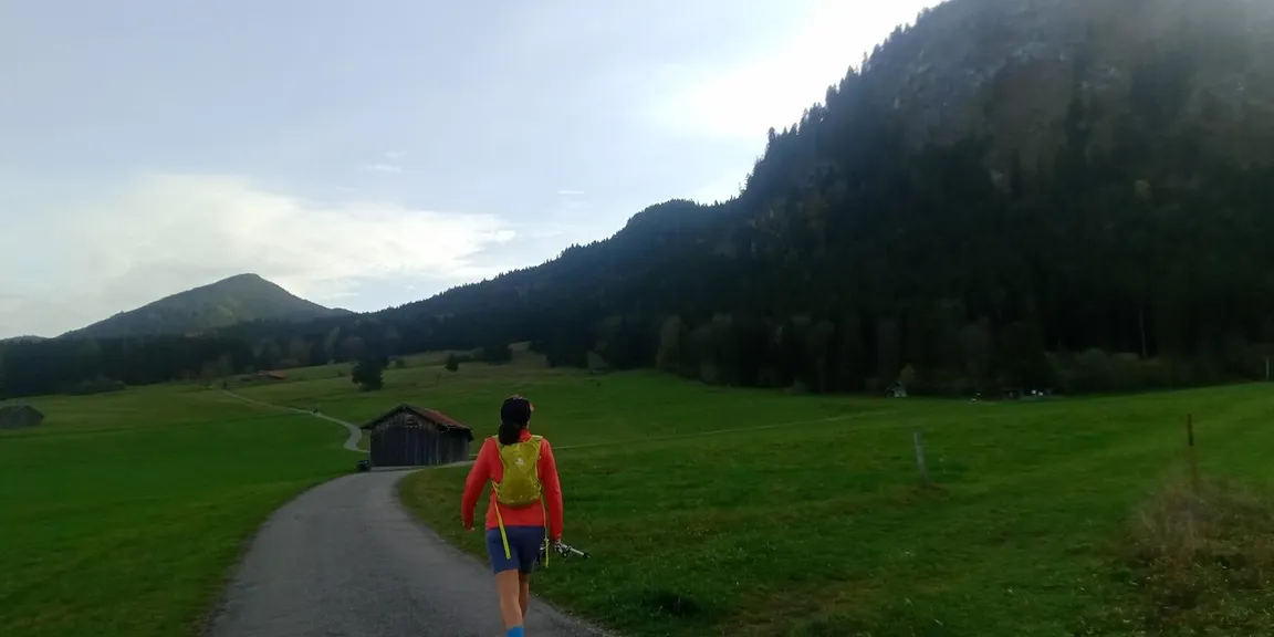 Wettkampfstrecke des Tegelberglaufs ab Tegelberg Talstation über Drehhüttenweg, Rohrkopfweg, Skiabfahrt zum Tegelberghaus und bis zur Bergstation.