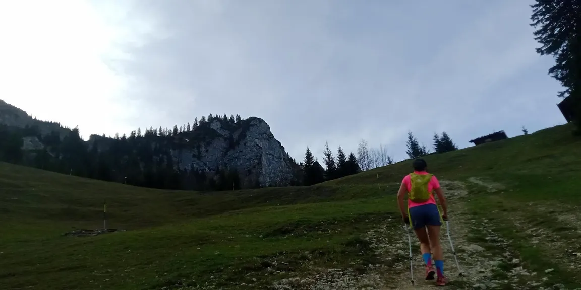 Wettkampfstrecke des Tegelberglaufs ab Tegelberg Talstation über Drehhüttenweg, Rohrkopfweg, Skiabfahrt zum Tegelberghaus und bis zur Bergstation.
