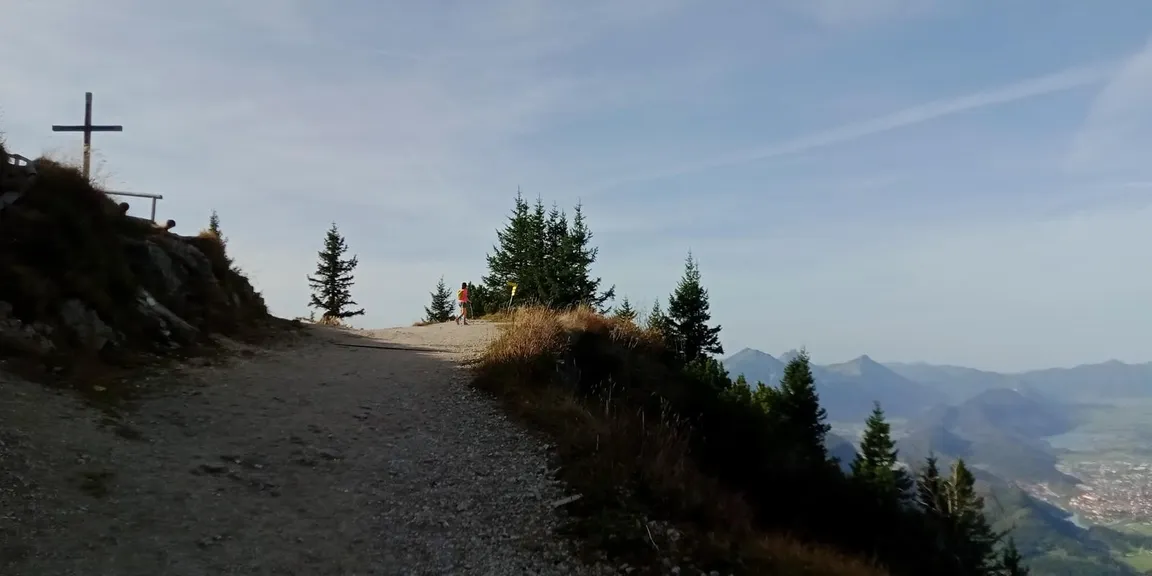 Wettkampfstrecke des Tegelberglaufs ab Tegelberg Talstation über Drehhüttenweg, Rohrkopfweg, Skiabfahrt zum Tegelberghaus und bis zur Bergstation.